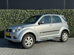 Daihatsu Terios - 1.5-16v Expedition Limited Edition 2WD NL AUTO, NAP, SIDE BARS, AIRCO, SPORTVELGEN, GOED O