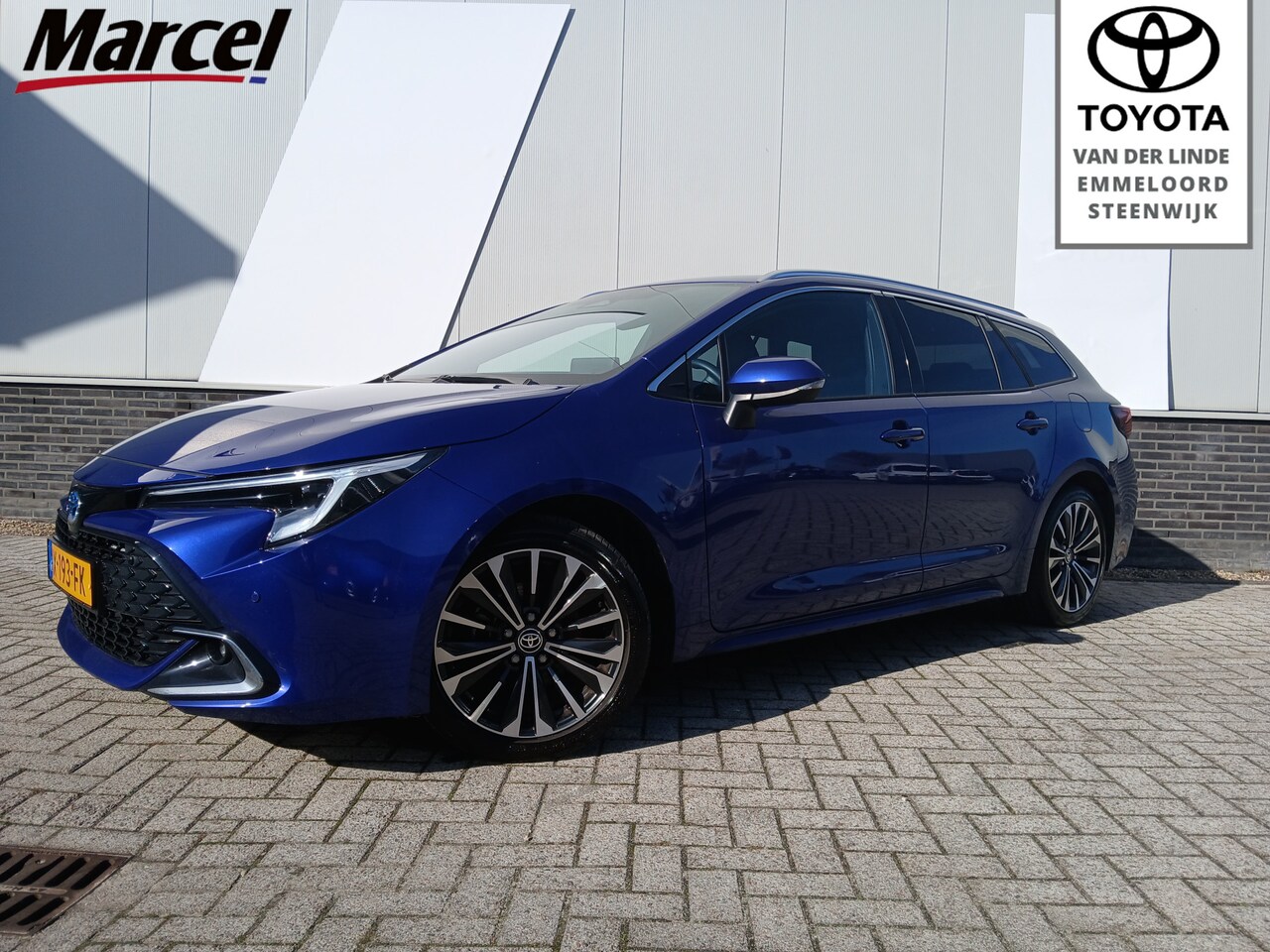 Toyota Corolla Touring Sports - 1.8 Hybrid First Edition 140 | Autom achterklep | Navi | PDC v+a | Stelverw. | Ad Cruise | - AutoWereld.nl