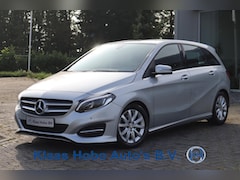 Mercedes-Benz B-klasse - 180 Business Solution Airco, Cruisecontrol, Trekhaak, Stoelverwarming