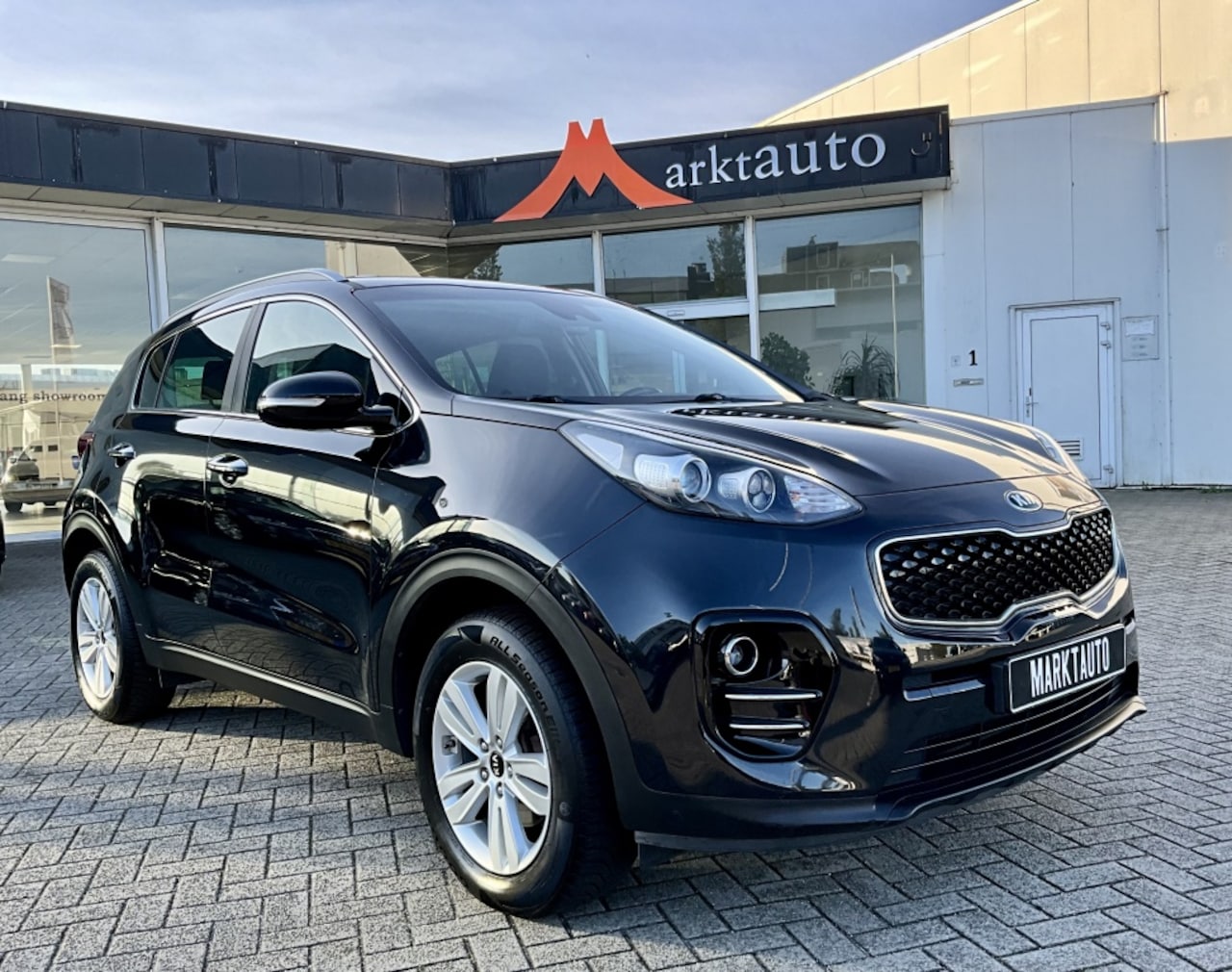 Kia Sportage - 1.6 GDI Vision Carplay Camera Cruise Stoelverwarming - AutoWereld.nl