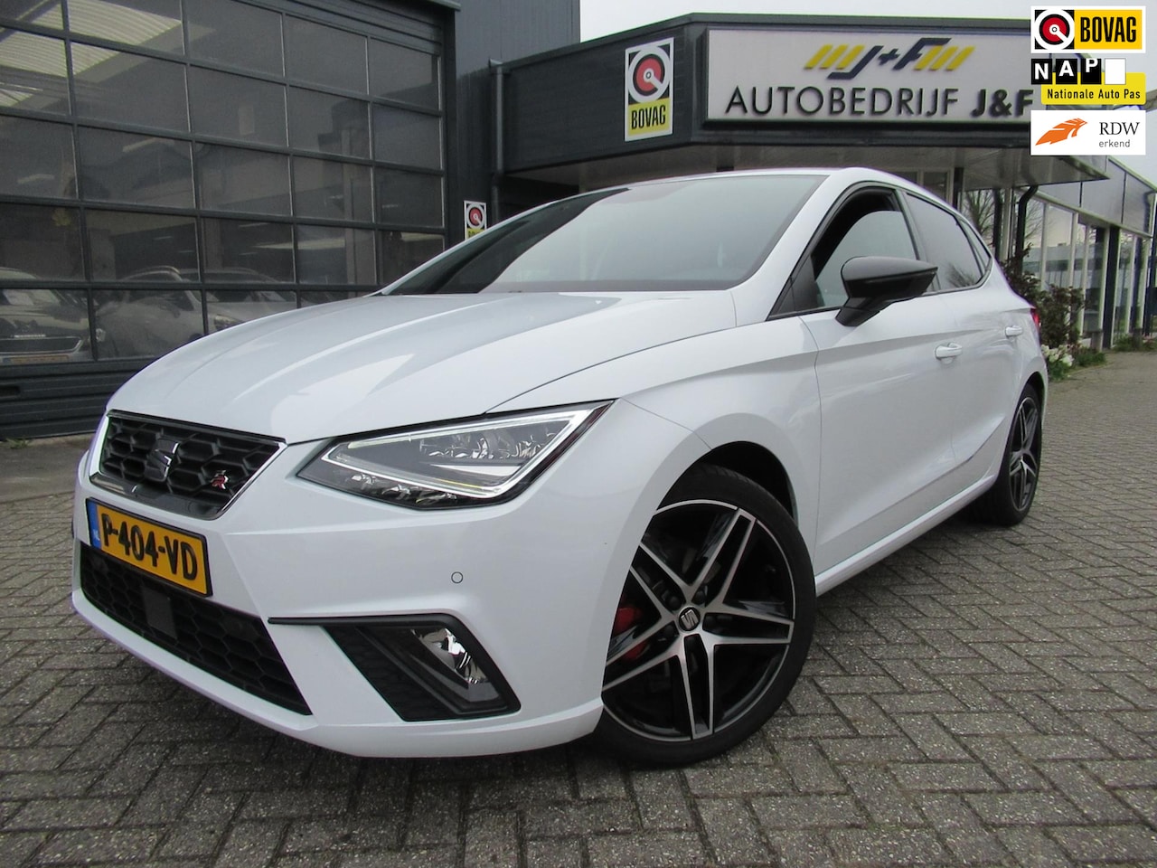 Seat Ibiza - 1.0 TSI FR Business Intense / NAV / Carplay / PDC 2x / Camera / Stoelverwarming - AutoWereld.nl