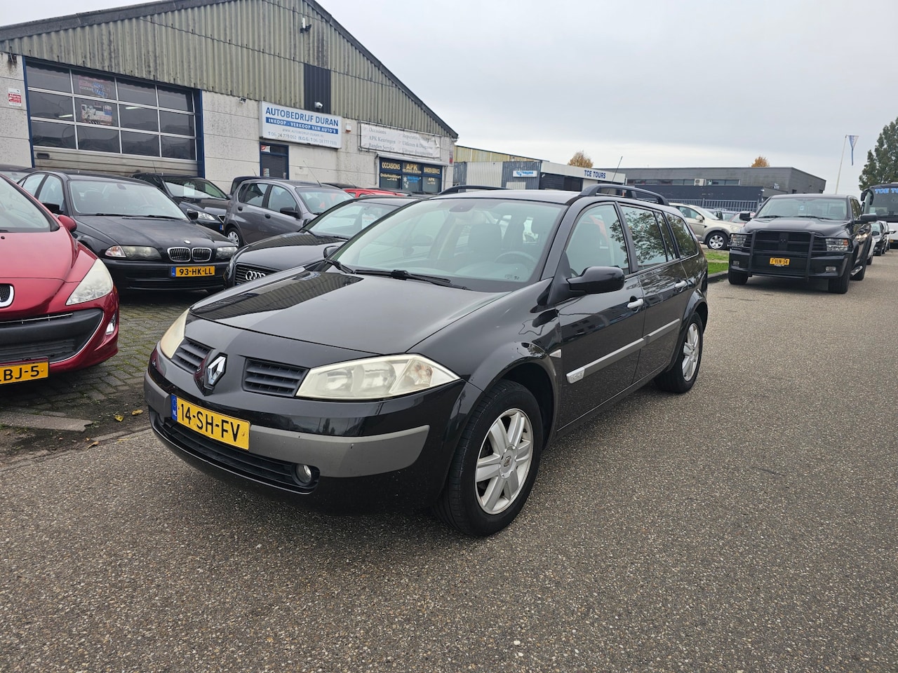 Renault Mégane Grand Tour - 1.6-16V Tech Line NAV.+ Clima Bj:2006 NAP! - AutoWereld.nl