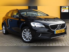 Volvo V40 Cross Country - 2.0 T3 Nordic+ / NAP / Cruise Control / Navi / Ecc / Elek Pakket / Stoelverwarming / Led /