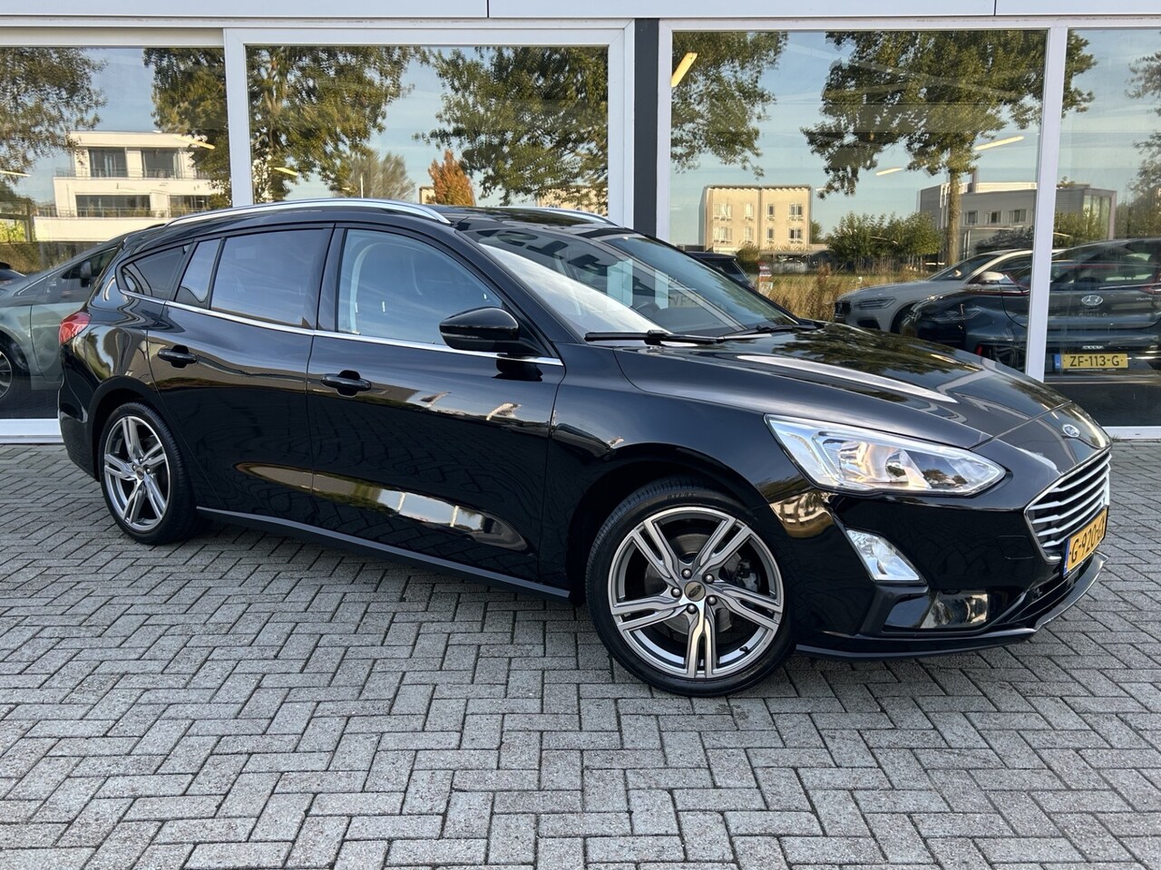 Ford Focus Wagon - 1.0 EcoBoost Trend Edition Business 50% deal 4.975,- ACTIE Lane Assist / Carplay / PDC / T - AutoWereld.nl