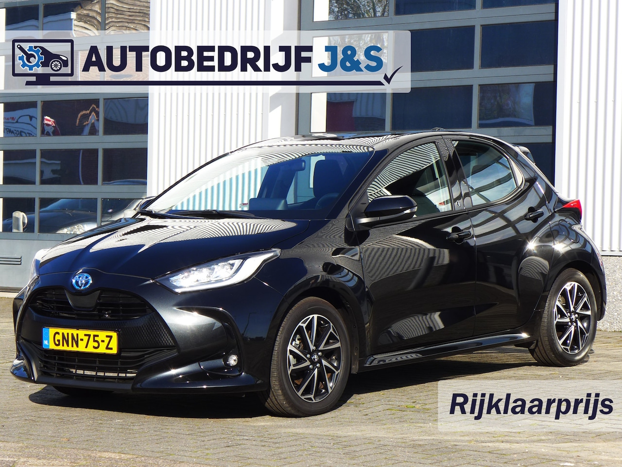 Toyota Yaris - 1.5 Hybrid Dynamic Apple Carplay Adaptive cruise Rijklaarprijs! | 12 Maanden Garantie | On - AutoWereld.nl