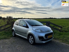 Peugeot 107 - 1.0 Black & Silver