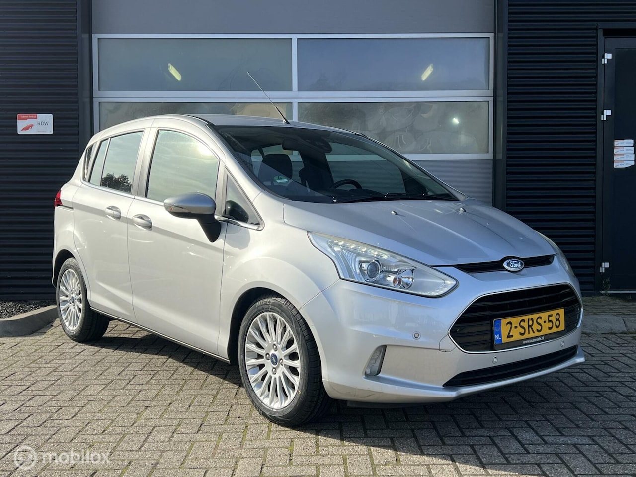 Ford B-Max - 1.0 EcoBoost Titanium 1.0 EcoBoost Titanium - AutoWereld.nl