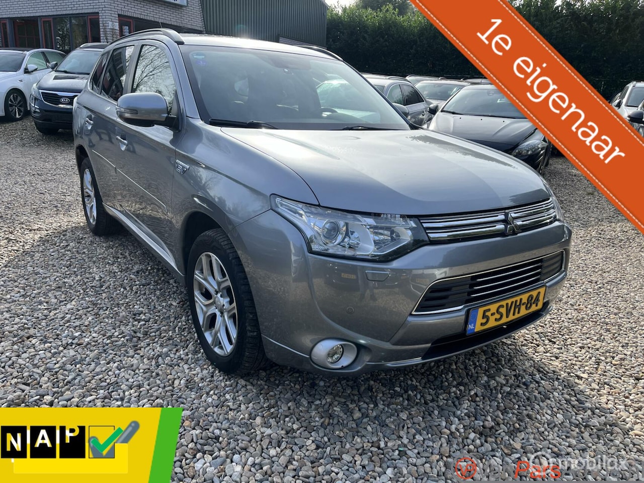 Mitsubishi Outlander - 2.0 PHEV Instyle+1e eigenaar! - AutoWereld.nl