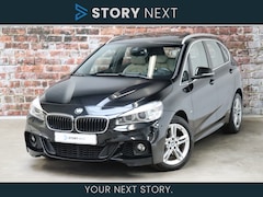 BMW 2-serie Active Tourer - 218i High Executive M Sport Pakket Automaat / Trekhaak / Panoramadak / Head-Up Display / A