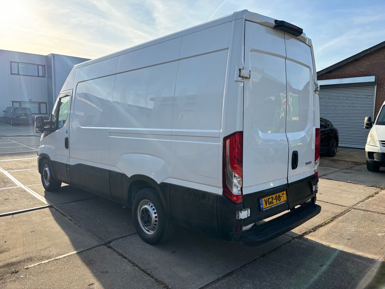 Iveco Daily - 35S16V 2.3 352 H2 Automaat Euro 6 AHG 3500