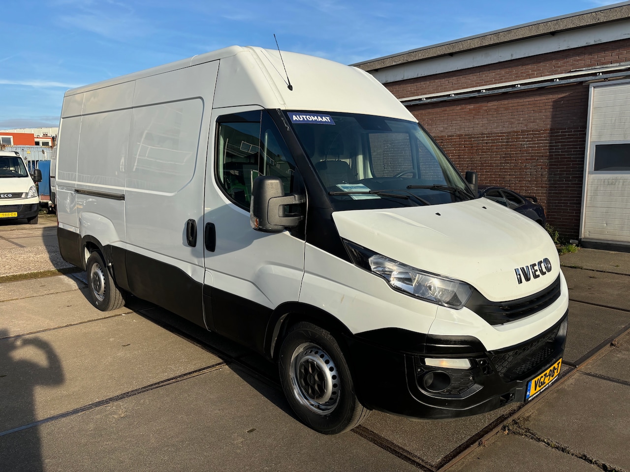 Iveco Daily - 35S16V 2.3 352 H2 Automaat Euro 6 AHG 3500