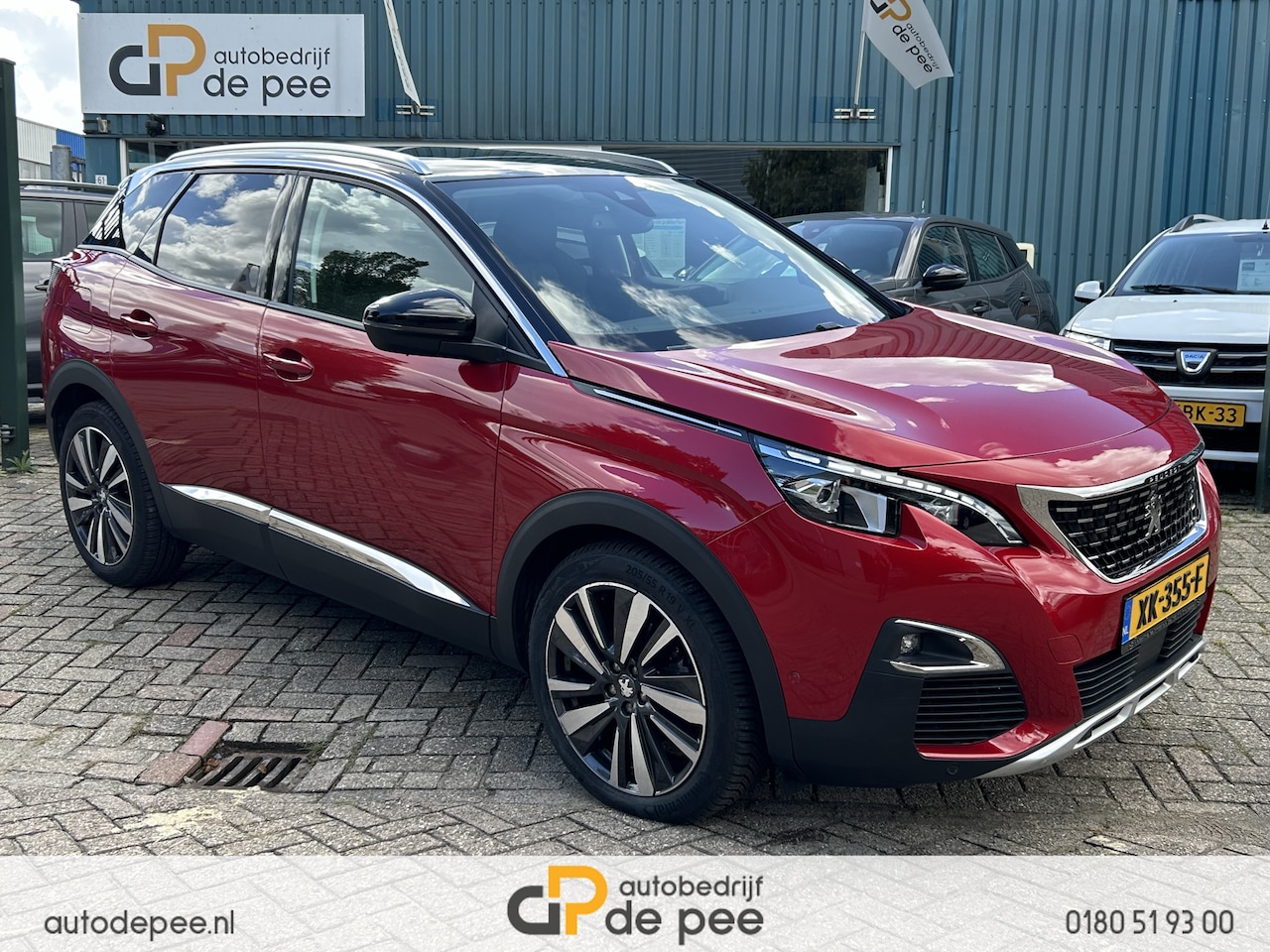 Peugeot 3008 - 1.2 PureTech Allure GARANTIE/AUTOMAAT/CARPLAY/PAN.DAK/TREKHAAK/CLIMA/CRUISE/NAVI rijklaarp - AutoWereld.nl