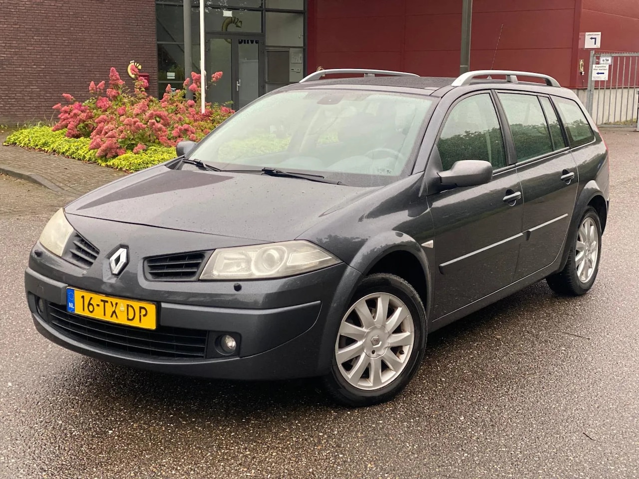 Renault Mégane Grand Tour - 1.6-16V Tech Line 1.6-16V Tech Line - AutoWereld.nl