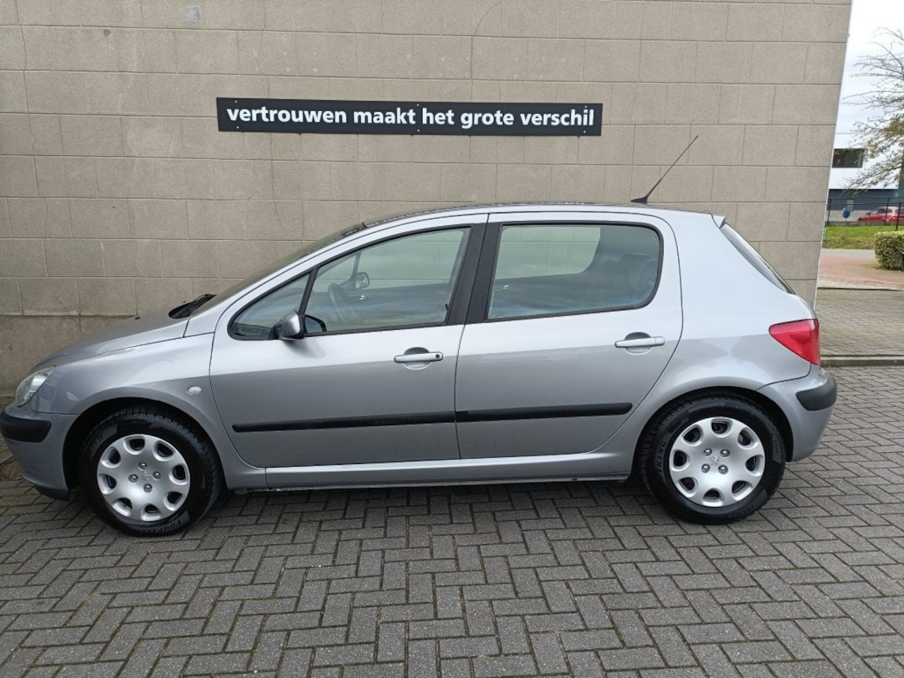 Peugeot 307 - 1.6-16V XT 1.6-16V XT - AutoWereld.nl