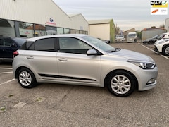 Hyundai i20 - 1.0 T-GDI Go NAVI | 1e EIGENAAR | CRUISE | CAMERA | PDC | AIRCO | DEALER ONDERHOUDEN | NAP