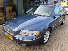 Volvo V70 - 2.5T Kinetic 210PK Youngtimer