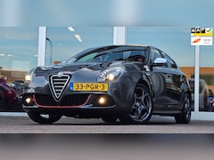 Alfa Romeo Giulietta - 1.7 TBi Quadrifoglio Verde 235PK Bluetooth 18"LM Mooi