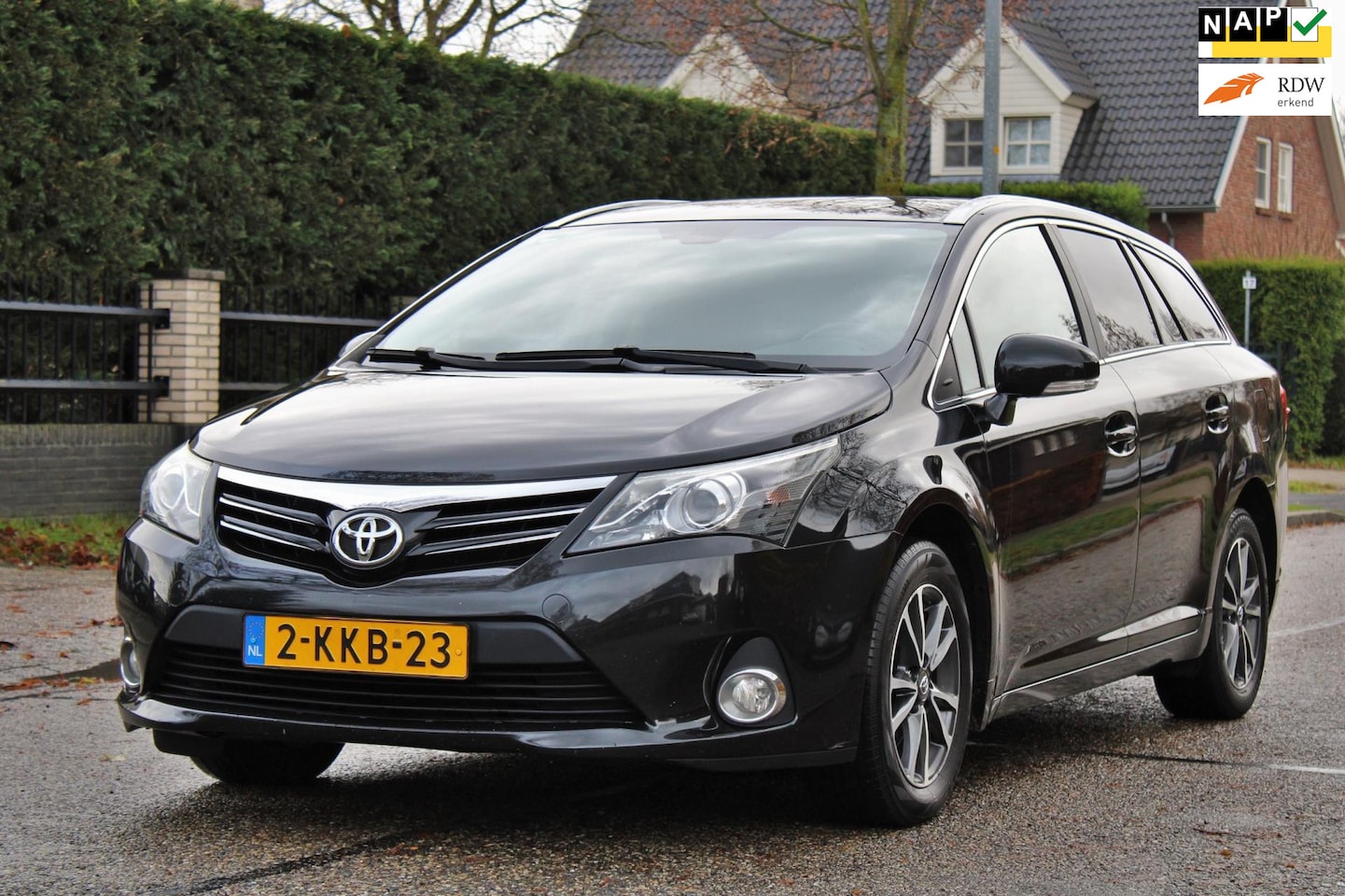 Toyota Avensis Wagon - 1.8 VVTi Business | NAVI | CLIMA | CRUISE | CAMERA | NAP | MOOIE DEALER ONDERHOUDEN AUTO | - AutoWereld.nl