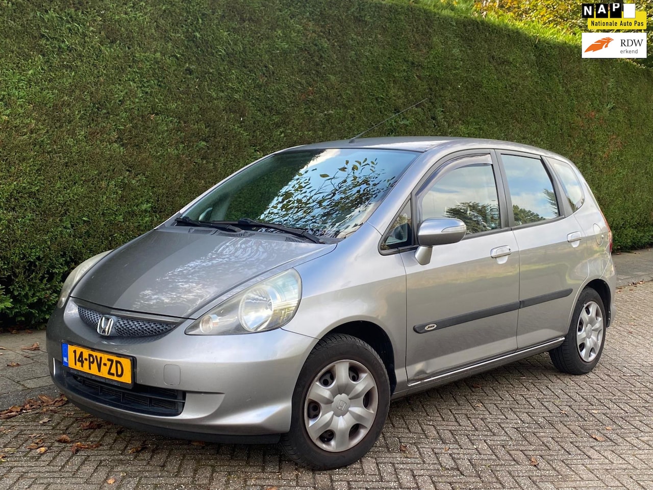 Honda Jazz - 1.4 LS /AUTOMAAT/AIRCO/TREKHAAK/RIJDTGOED!/ - AutoWereld.nl