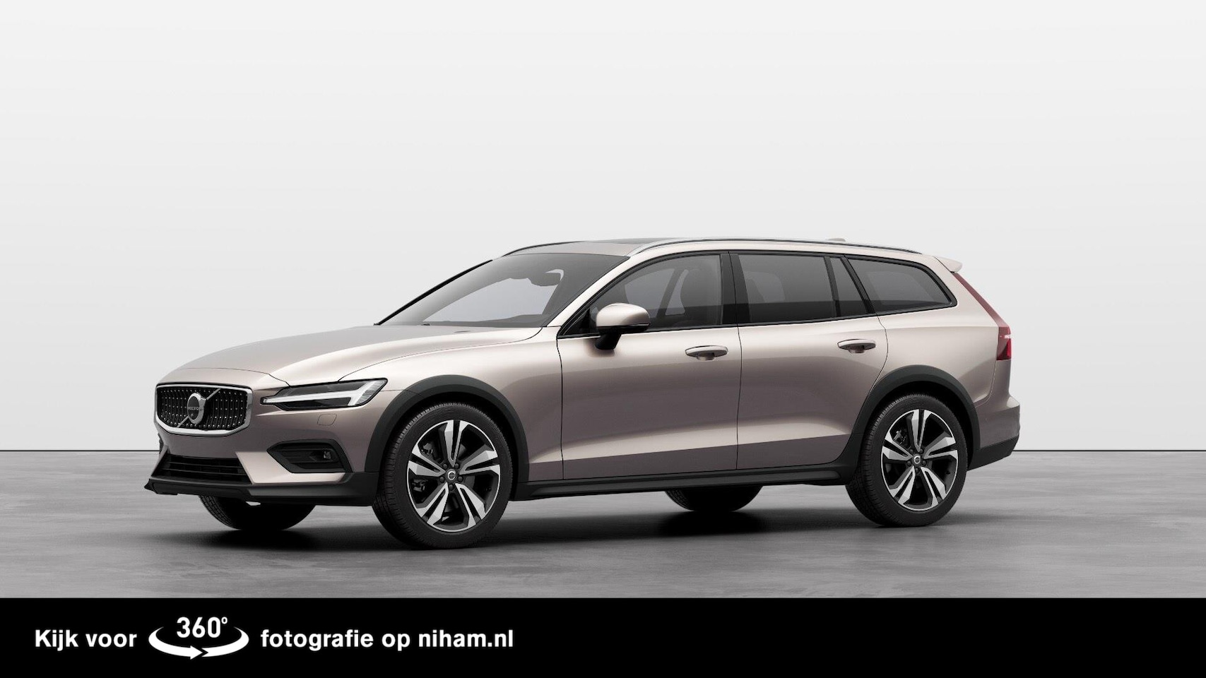 Volvo V60 Cross Country - B5 AWD ULTIMATE -FULL.OPTIONS!|PANO.DAK|B&W.AUDIO|MASSAGE|STANDKACHEL - AutoWereld.nl