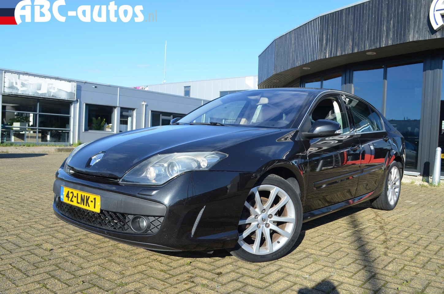 Renault Laguna - 2.0 dCi Dynamique 2.0 dCi Dynamique - AutoWereld.nl