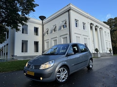 Renault Scénic - 2.0-16V AUT VOLLEDER, € 1.400, = Privilège Luxe