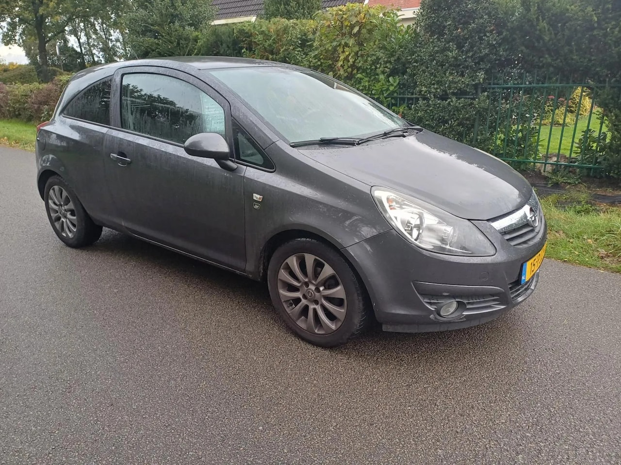 Opel Corsa - 1.2 editie 111 - AutoWereld.nl