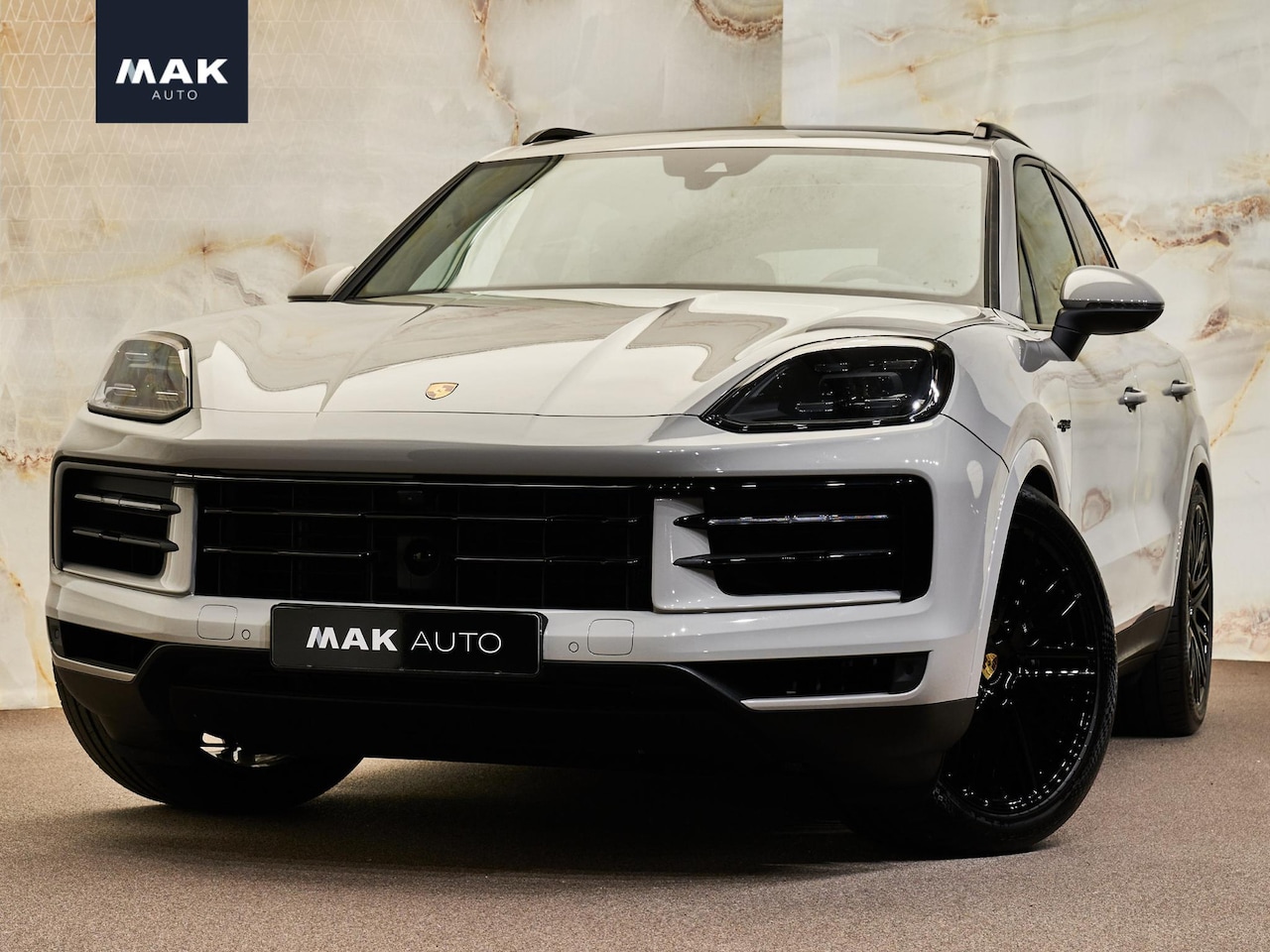 Porsche Cayenne - 3.0 E-Hybrid 3.0 E-Hybrid, Bose, pano, luchtv., memory, ACC, sportchrono, 22", 360 camera, keyless - AutoWereld.nl