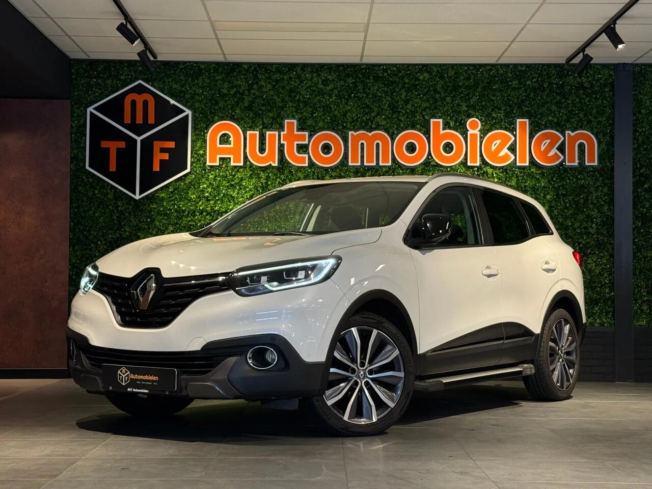 Renault Kadjar - 1.2 TCe Bose 1.2 TCe Bose 130 PK - AutoWereld.nl