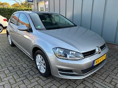 Volkswagen Golf - 1.6 TDI Comfortline AIRCO//CRUISE//NAVI//TREKHAAK//APK