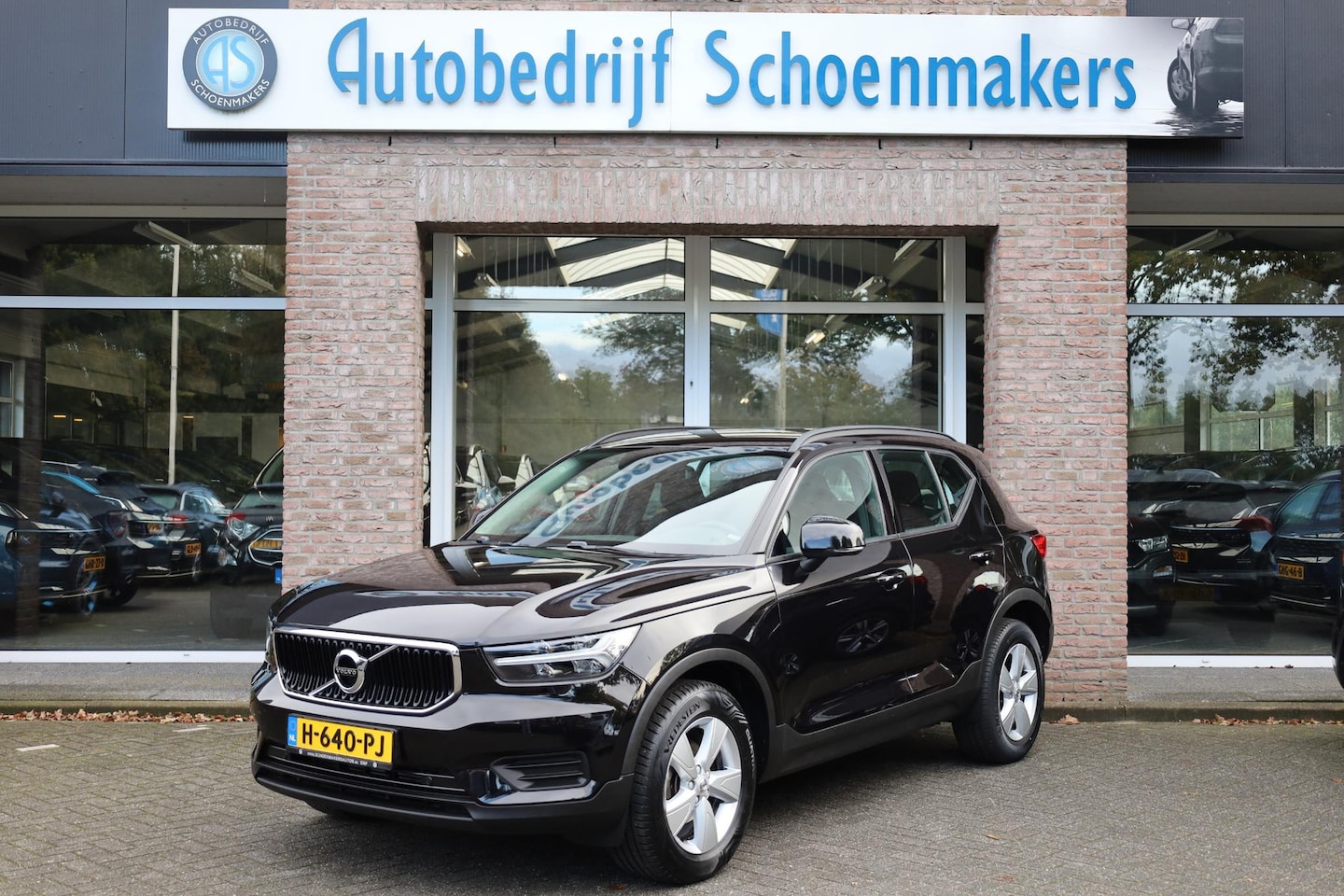 Volvo XC40 - 1.5 T3 TREKHAAK-ELEC COCKPITVIEW 2xPDC NAVI DEALER-ONDERHOUDEN CRUISE CLIMA 17"LMV - AutoWereld.nl