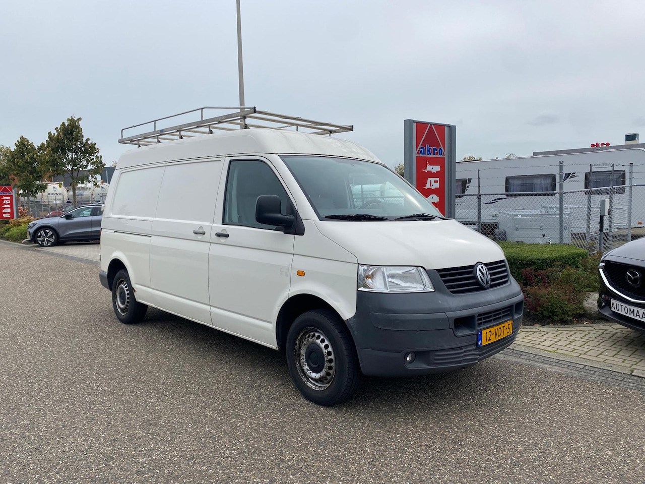 Volkswagen Transporter - 1.9 TDI 340 | Imperiaal | Trekhaak | Elektrische ramen | Recent nieuwe koppelingset en APK - AutoWereld.nl