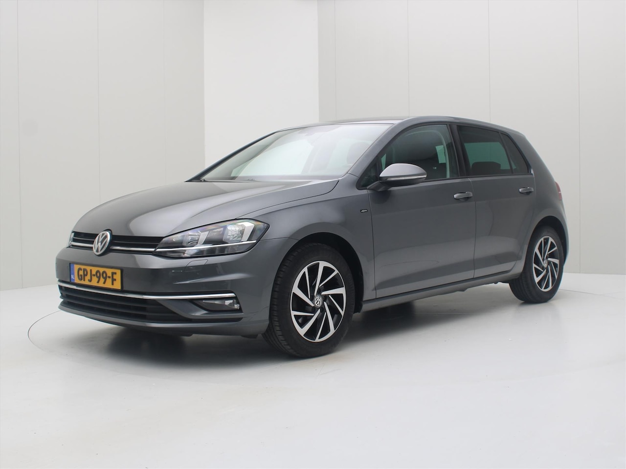 Volkswagen Golf - 1.0 TSI 115PK 6-Bak Join Pack [ ACC+CAMERA+CARPLAY+STOELVERWARMING+CLIMATE ] - AutoWereld.nl