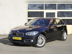 BMW 1-serie - 120i 184PK Automaat 5drs Sport Line Edition BJ2019 Lmv 16" | Led V+A | Pdc | Groot navi |