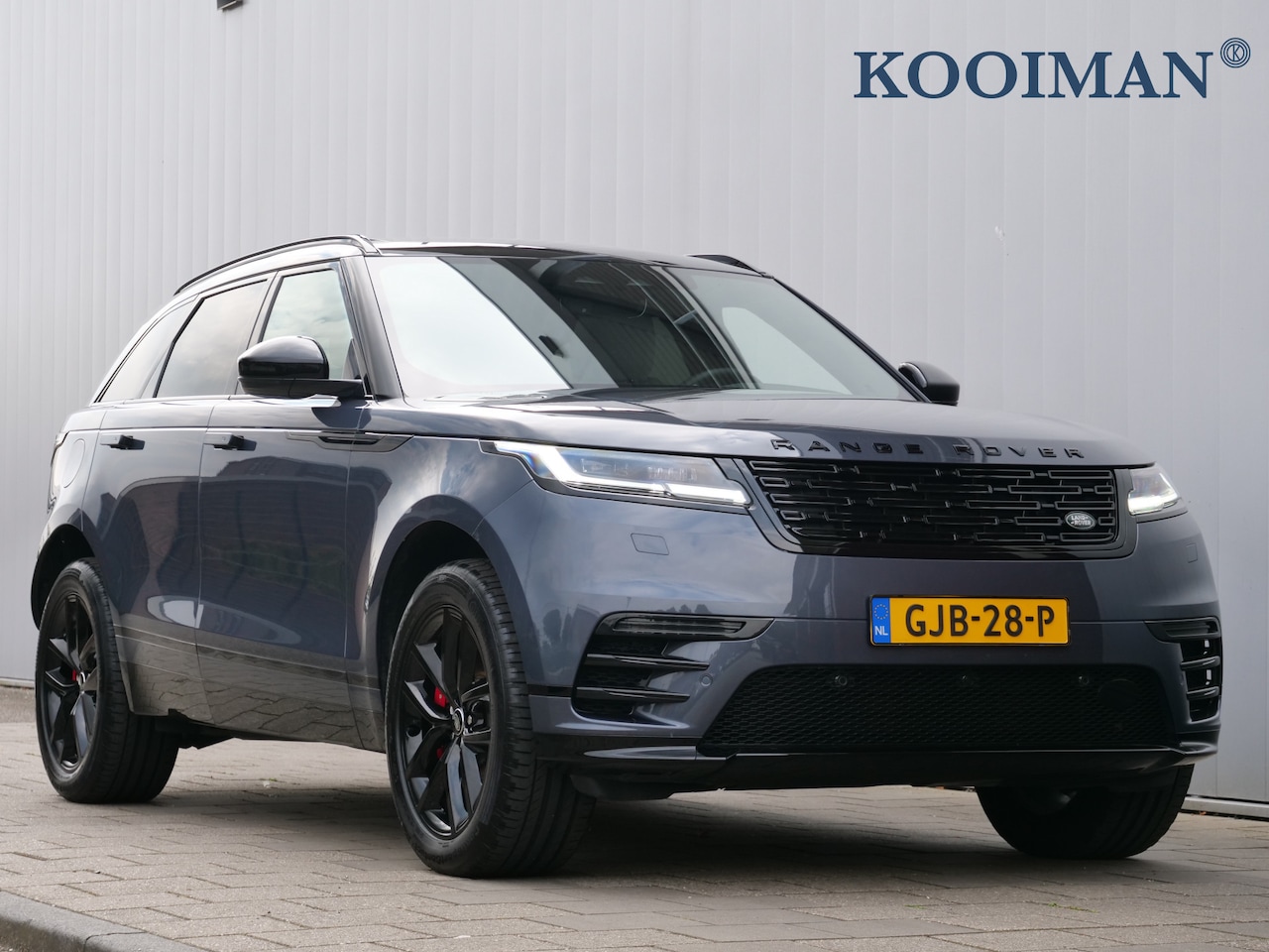 Land Rover Range Rover Velar - 2.0 P400e AWD Dynamic HSE PHEV 404pk Automaat Facelift / Leer / Navi / Pano-dak / Camera - AutoWereld.nl