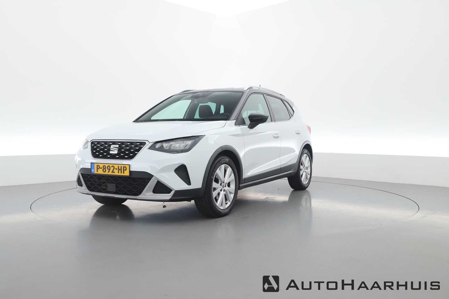 Seat Arona - 1.0 TSI Xperience | Apple CarPlay & Android Auto | Stoelverw. | Keyless | LED - AutoWereld.nl