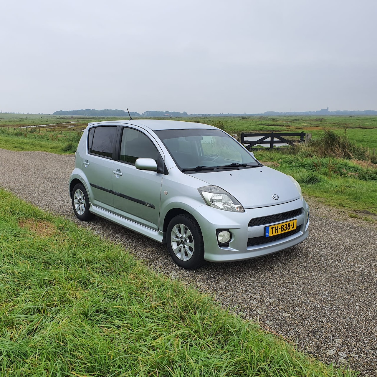 Daihatsu Sirion 2 - 1.3-16V Comfort - AutoWereld.nl