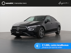 Mercedes-Benz CLA-Klasse - Coupé 180 AMG NIGHT | Panoramadak | Sfeerverlichting | Achteruitrijcamera | Stoelverwarmin