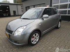 Suzuki Swift - 1.3 Comfort