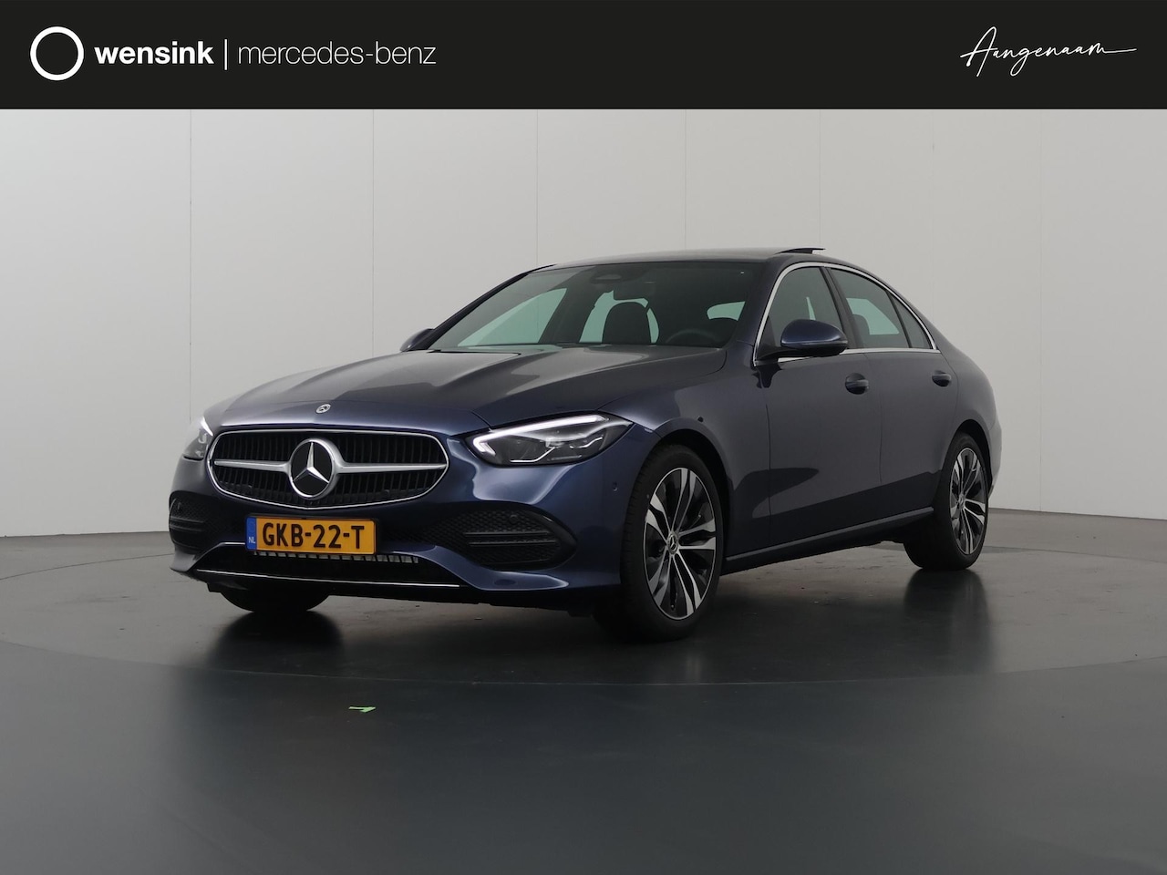 Mercedes-Benz C-klasse - 180 Luxury Line Panoramadak | 18 inch | Memory | Alarm klasse 3 | Apple carplay/Android au - AutoWereld.nl