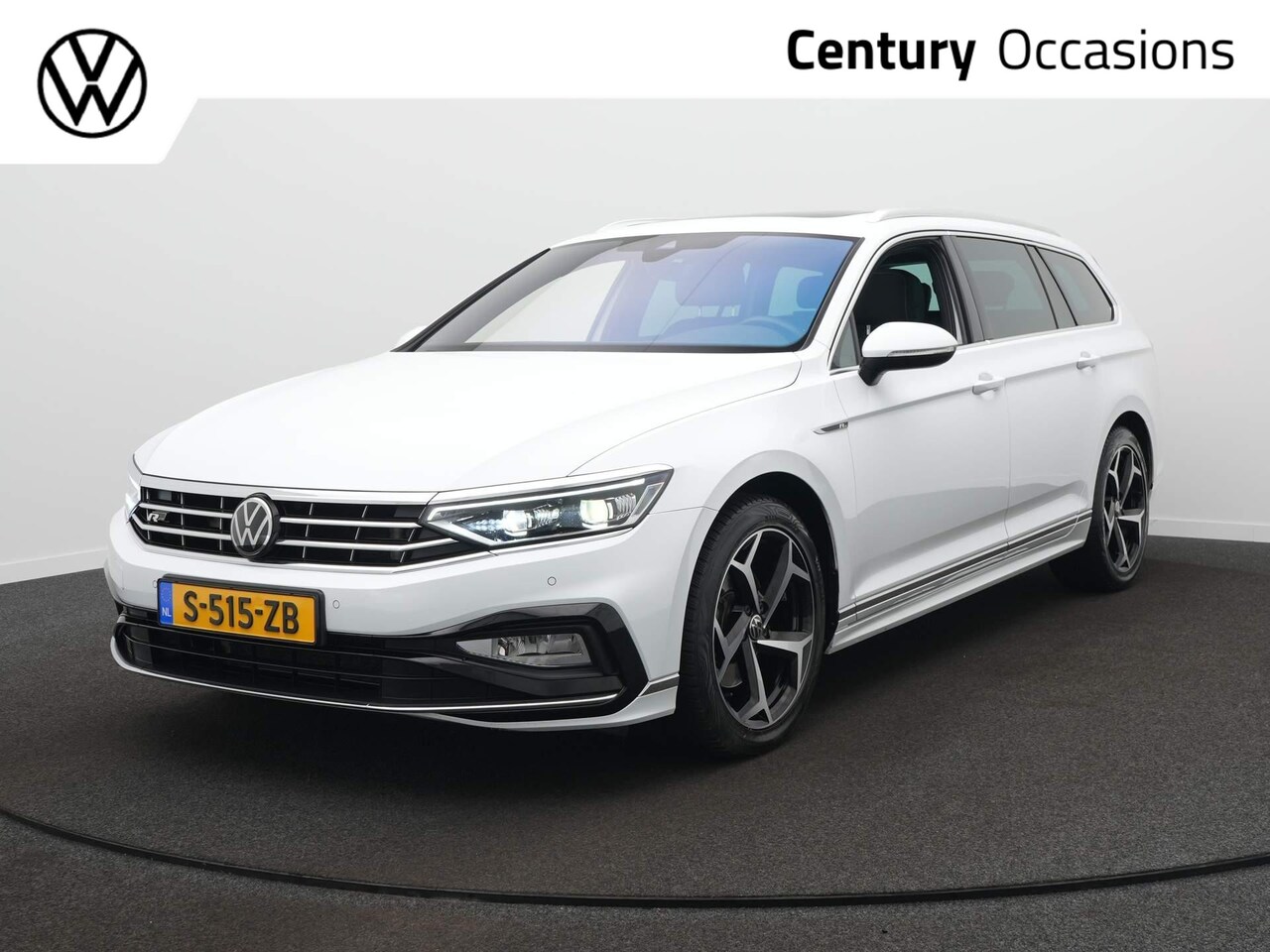 Volkswagen Passat Variant - 1.5 TSI R-Line Business + Panoramadak - Navigatie - Trekhaak - Leer - AutoWereld.nl