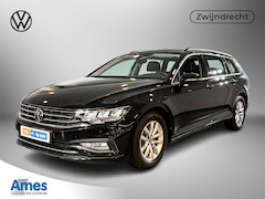 Volkswagen Passat Variant - 1.5 TSI Business / Achteruitrijcamera / Adaptieve cruise control / Navigatie