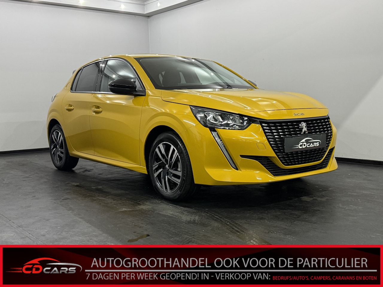 Peugeot 208 - 1.2 PureTech Allure Limited Half leder, Camera, Navi, Virtual desk, Rijstrook correctie, C - AutoWereld.nl