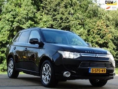 Mitsubishi Outlander - 2.0 PHEV Instyle - PANORAMADAK - XENON - CRUISE/CLIMATE CONTR - NAVIGATIE - LEDER