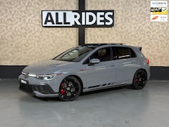 Volkswagen Golf - 8 2.0 GTI TSI Clubsport | pano | camera | stoelverwarming | ACC | IQ Light