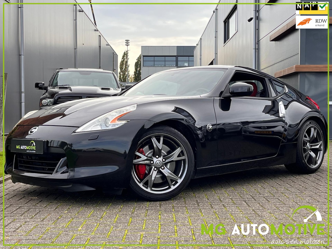 Nissan 370Z - 3.7 V6 40th Anniversary | Navigatie | Xenon | Leder | Stoelverwarming - AutoWereld.nl