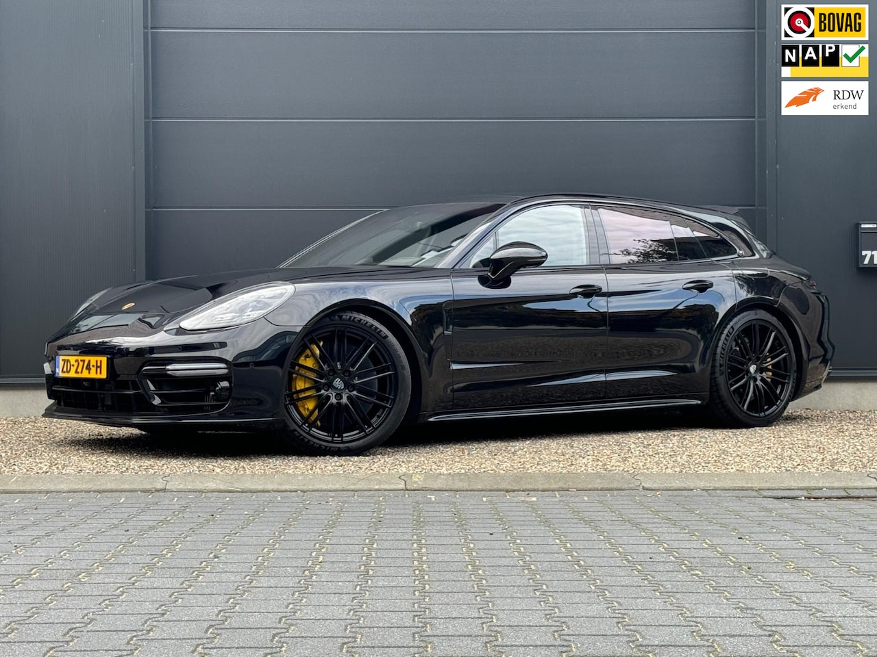 Porsche Panamera Sport Turismo - 4.0 Turbo S E-Hybrid | 680pk | Org NL 1e Eig | BTW | Carbon | ACC | Sportuitlaat zwart - AutoWereld.nl