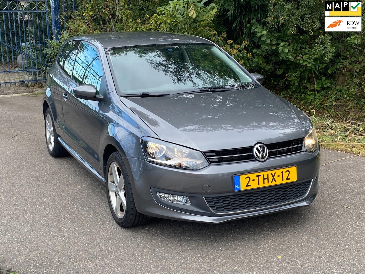 Volkswagen Polo - 1.2 TSI Highline 1.2 TSI Highline, nette Dealerauto met NAP - AutoWereld.nl