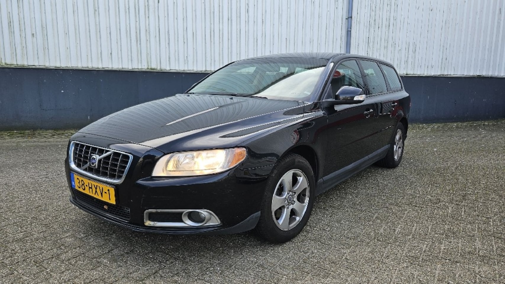 Volvo V70 - 2.0D Limited Edition 2.0D Limited Edition - AutoWereld.nl