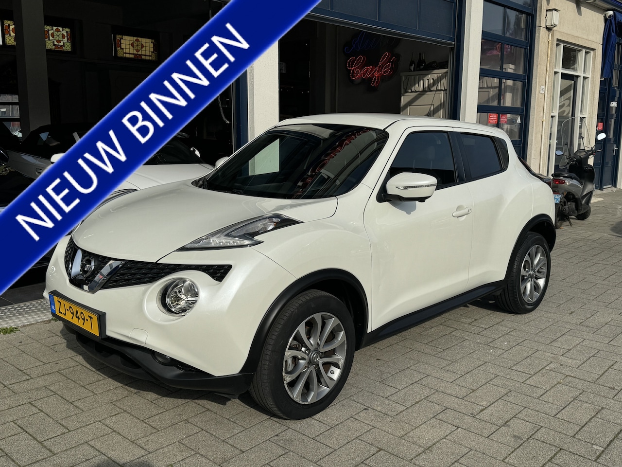 Nissan Juke - 1.2 DIG-T S/S Connect Edition WIT METALLIC - AutoWereld.nl